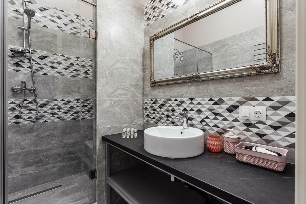 Central Barkar Apartments Odessza Kültér fotó