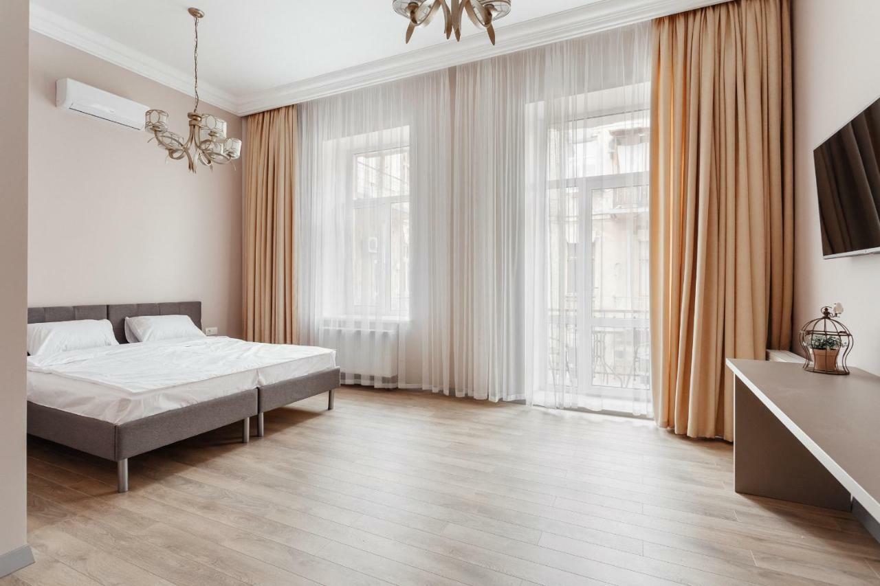 Central Barkar Apartments Odessza Kültér fotó