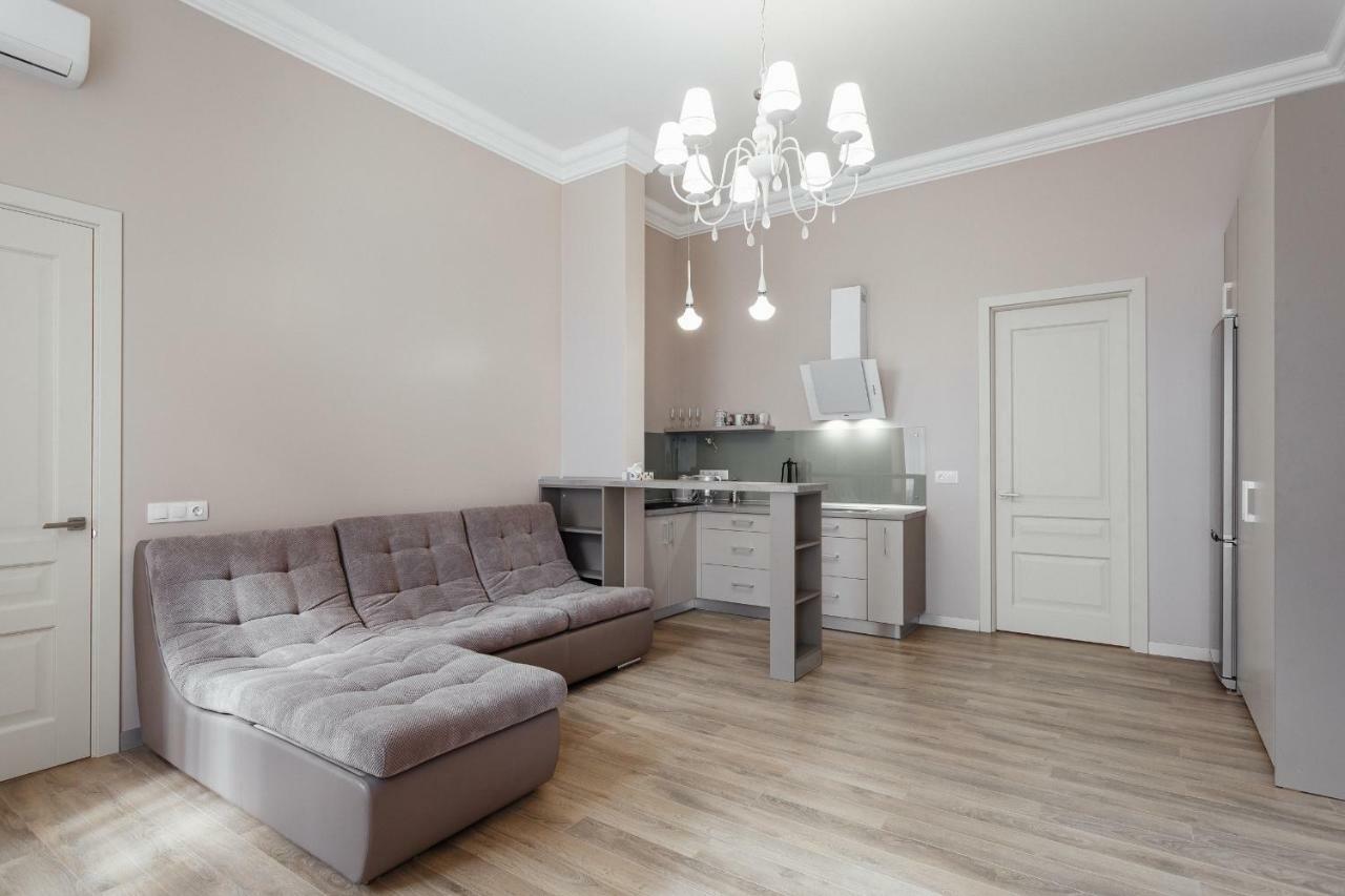 Central Barkar Apartments Odessza Kültér fotó